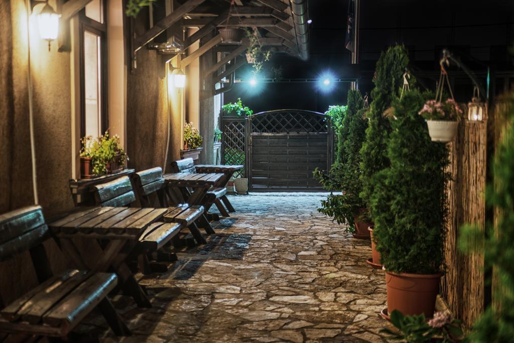 Konak Vukasinovic Hotel Beograd Ngoại thất bức ảnh