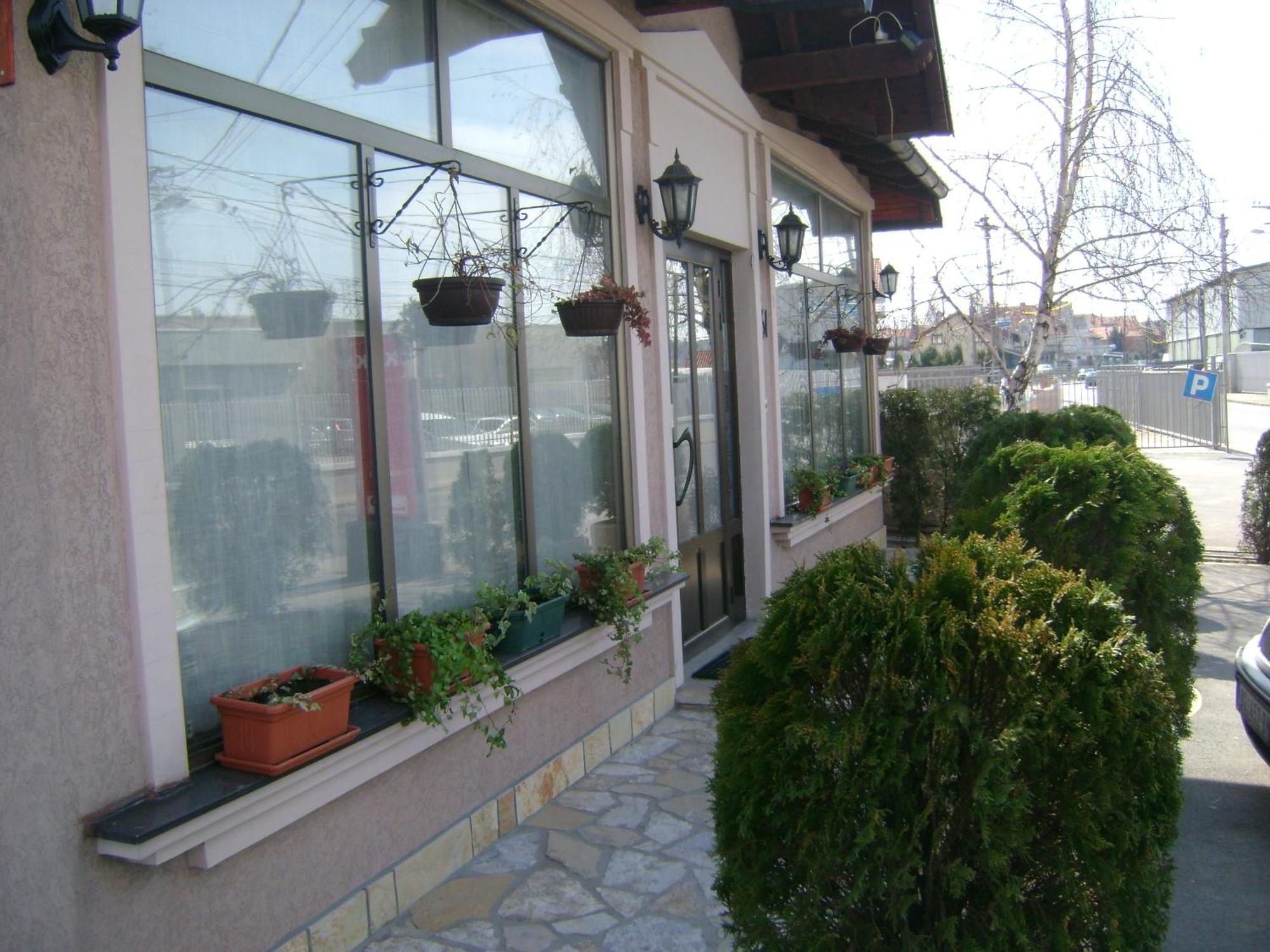 Konak Vukasinovic Hotel Beograd Ngoại thất bức ảnh